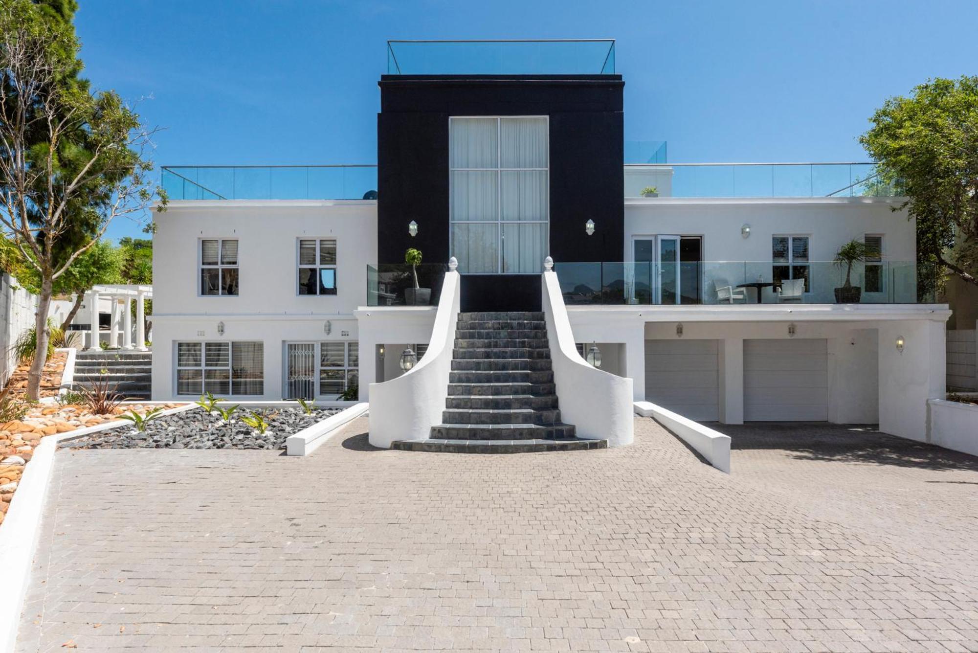Bed And Breakfast Villa Livadia Cape Town Bagian luar foto