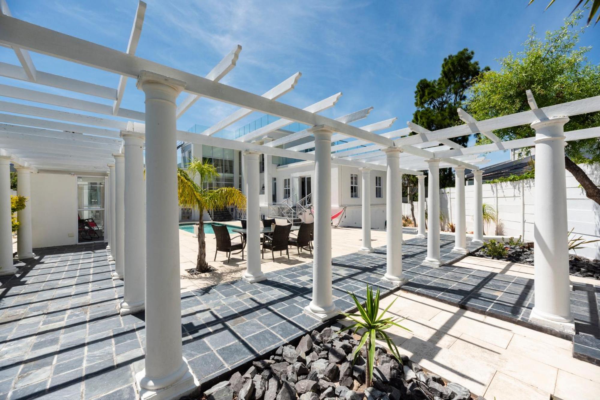 Bed And Breakfast Villa Livadia Cape Town Bagian luar foto